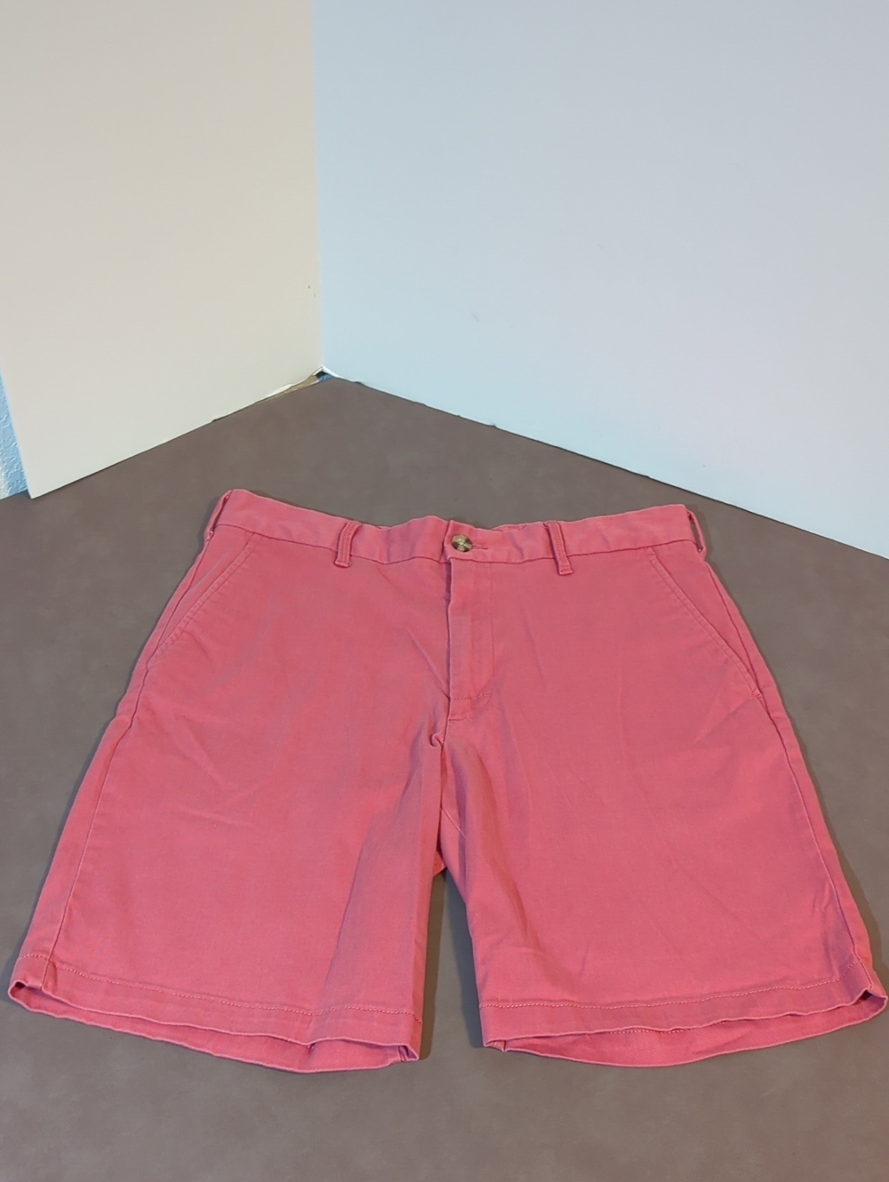 Izod Saltwater Stretch Coral Chino Shorts 32 Waist 9 1/2 Inseam 4 Pocket